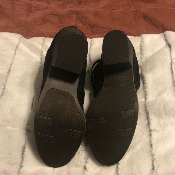 Brand new Fergie black booties Size 8.5 - Picture 6 of 7